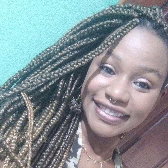 Babysitter in São Gonçalo (São Gonçalo): Liliane