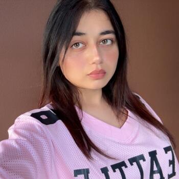 Babysitter Canberra: Palak