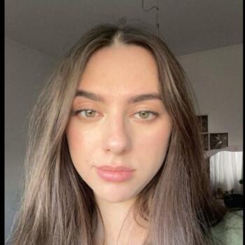 Babysitting job in Cairo: babysitting job Rona