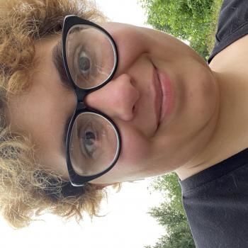 Babysitter in Newark: Abi