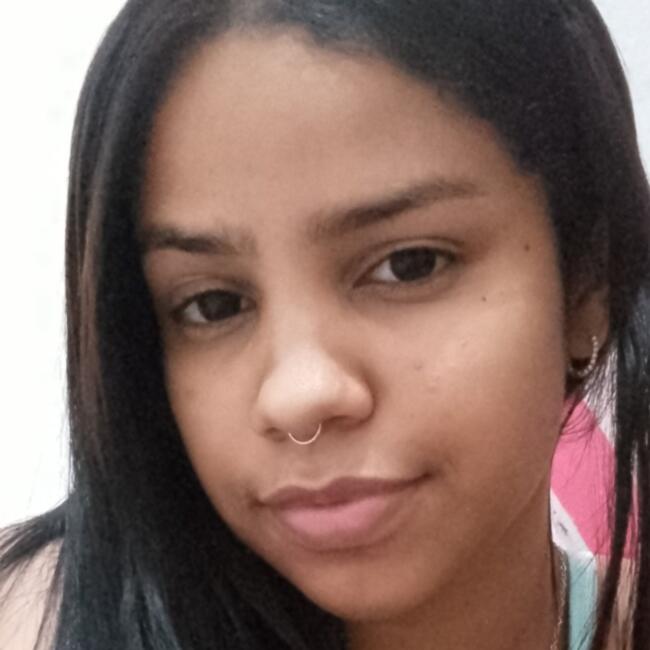 Babysitter in Recife: Dayane