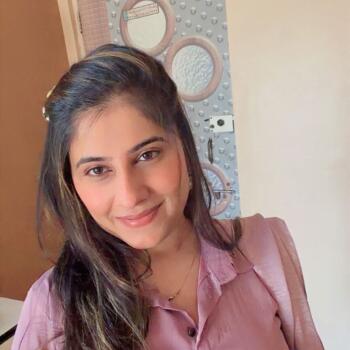 Babysitter Dubai: Shaima