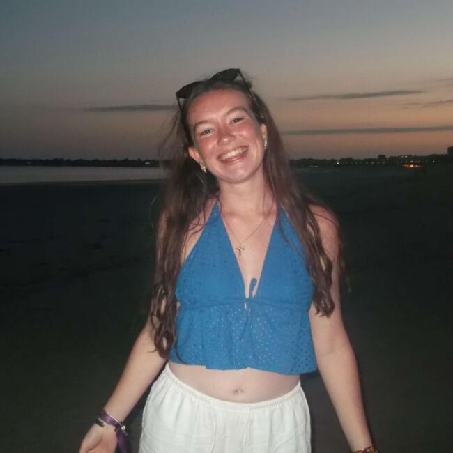 Babysitter in Grenoble: Emilie