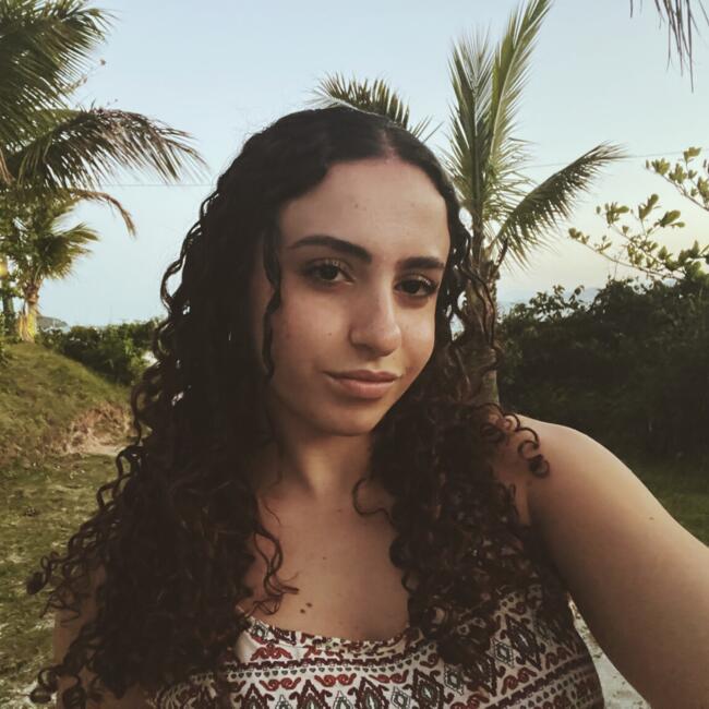 Babysitter in Florianópolis: Rafaella