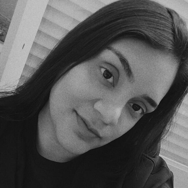 Babysitter in Brasília: Rayane