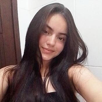 Babysitter in Santarém: Renata