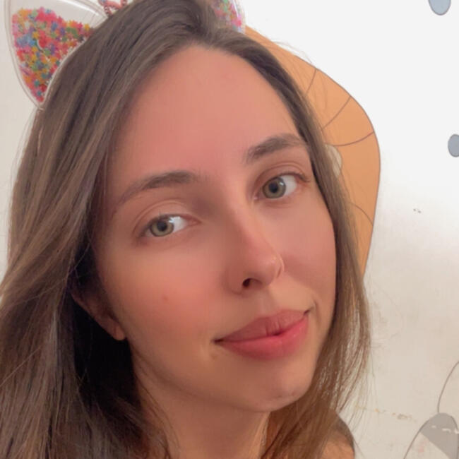 Babá em Volta Redonda: Larissa