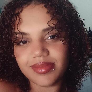 Babysitter in Capivari: Heloá