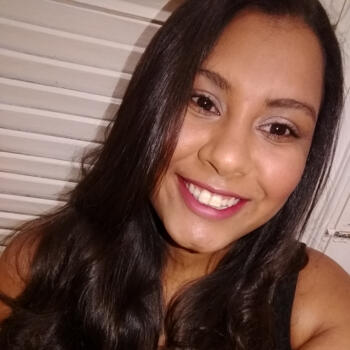 Babá em Governador Valadares: Thais