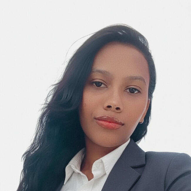 Babá em Niterói: Stefany