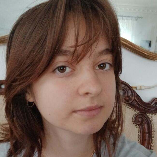 Babysitter in Češnjica: Lejla