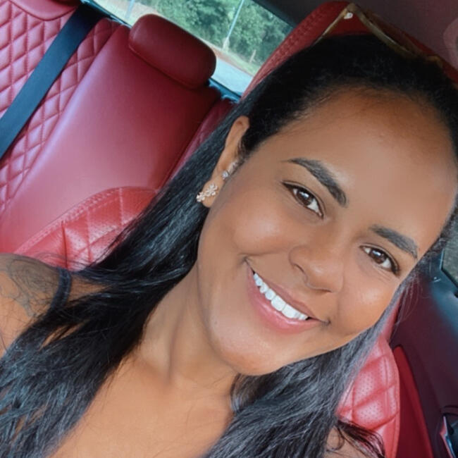 Babá em Belo Horizonte: Larissa