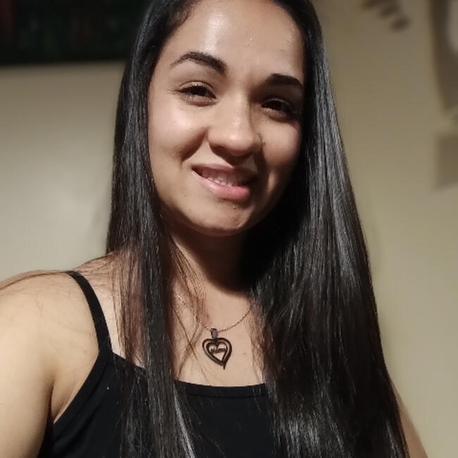 Trabajo para niñera en Heredia: Alexandra