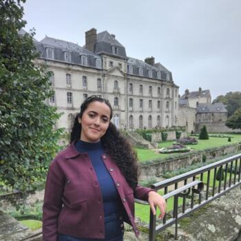Babysitter in Saint-Nazaire: Imane