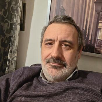 Lavori per tate a Roma: lavoro per babysitter Paolo