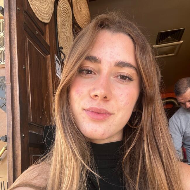 Nanny v Valencia: Alejandra