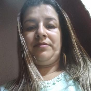 Babá Suzano: Claudinéia