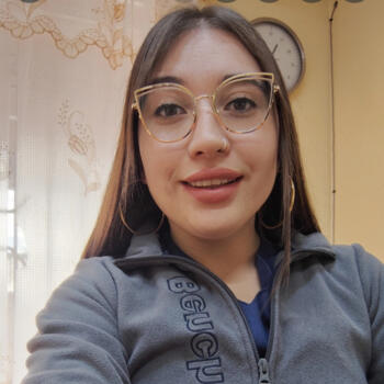 Babysitter in San Bernardo: Pamela
