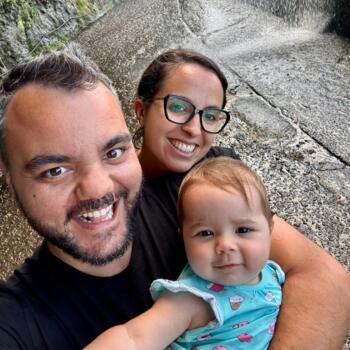 Δουλειά για babysitter στην περιοχή Αιγάλεω: δουλειά φύλαξης παιδιών Michail