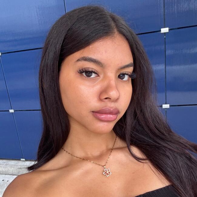 Babysitter in Yonkers: Shanina