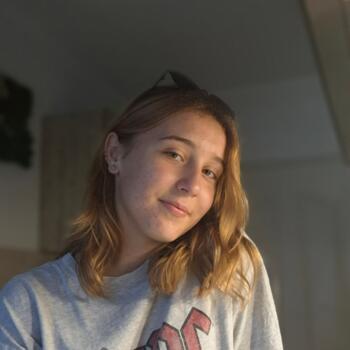 Bonă în Salonta: Cara