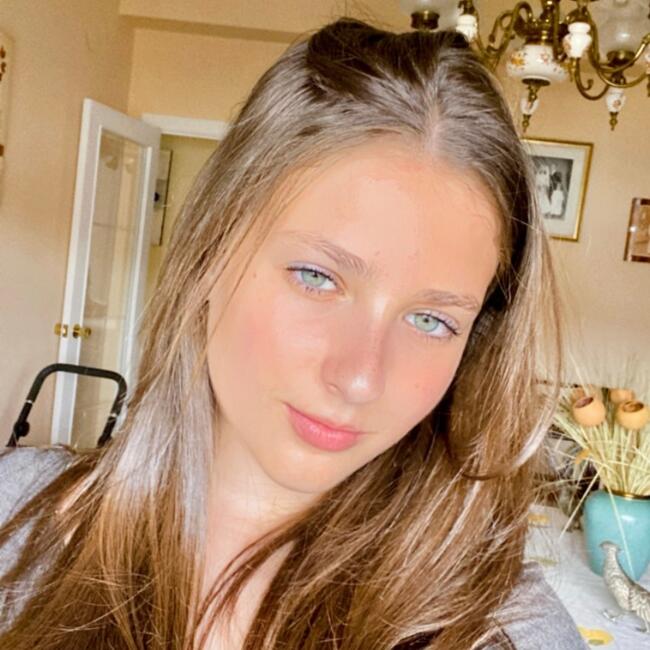 Nanny in Santiago de Compostela: Uxía