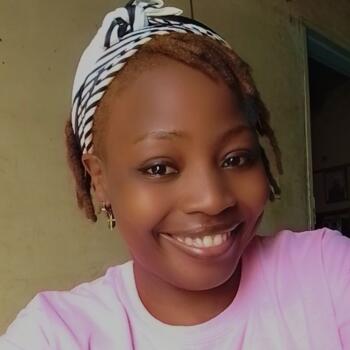 Babysitter in Cape Town: Fionah katsande