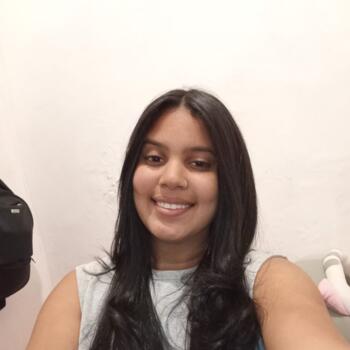 Babysitter em Setúbal: Amanda