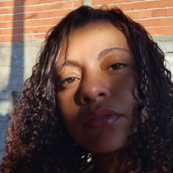 Babá em Ibiúna: Carly