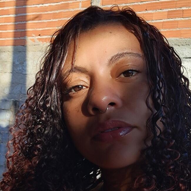 Babá em Ibiúna: Carly