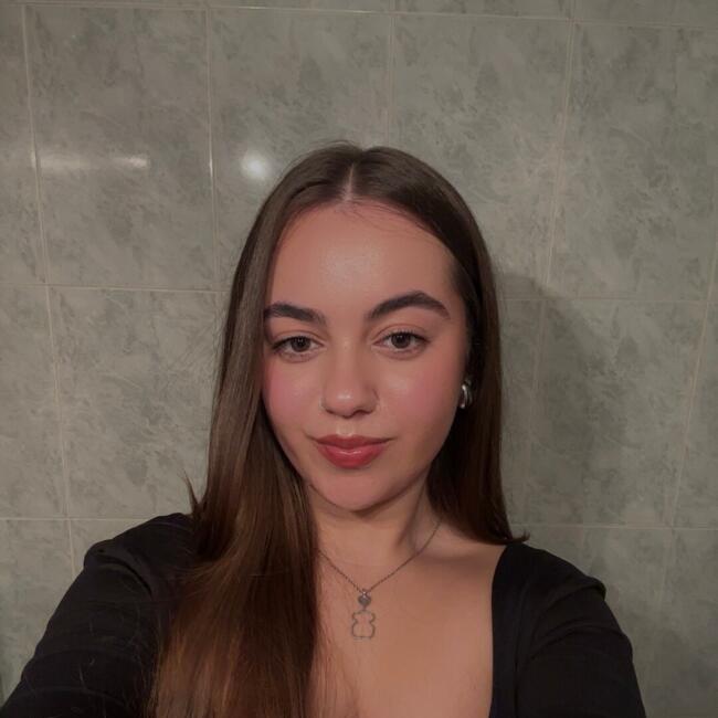 Babysitter em Vila Nova de Famalicão: Ana