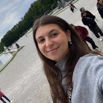 Babysitter em Beja: Inês