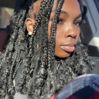 Baby-sitter in Norfolk: Iyana