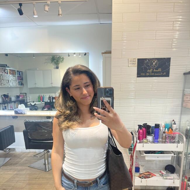 Babysitter in Richmond: Menna