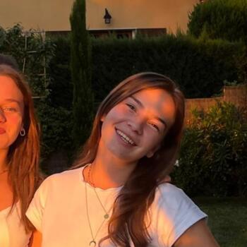 Babysitter in Lyon: Lea