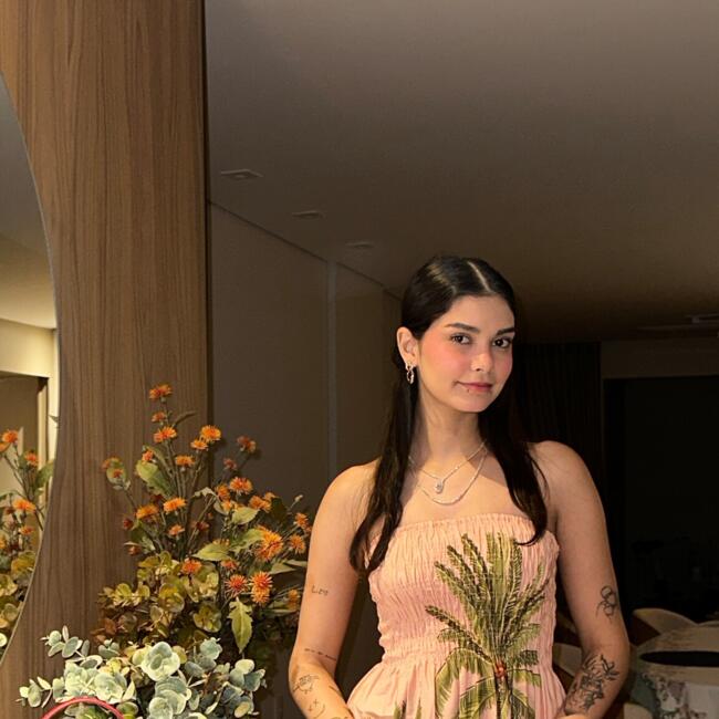 Babysitter in Campinas: Nicole