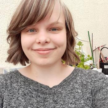 Baby-sitter in Tourcoing: Aurore