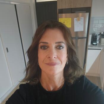 Babysitter in Auckland: Vanessa