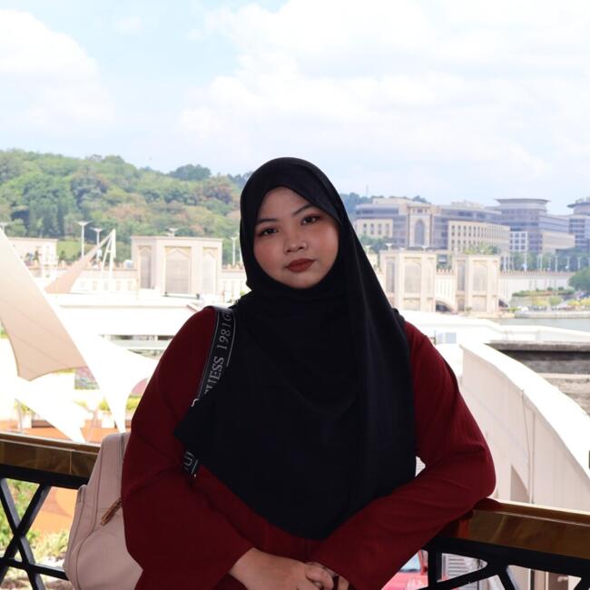 Pengasuh di Pasir Puteh: Nor Hanis Zulaikha