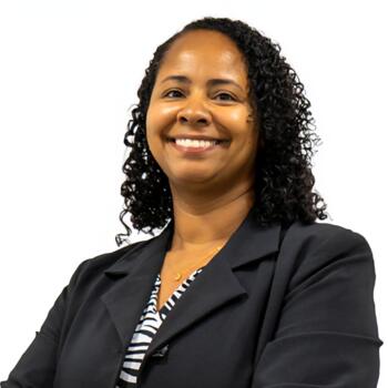 Babysitter Almada: Marilia Braz