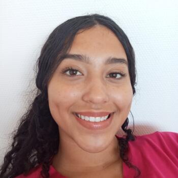 Baby-sitter Dijon: Dana