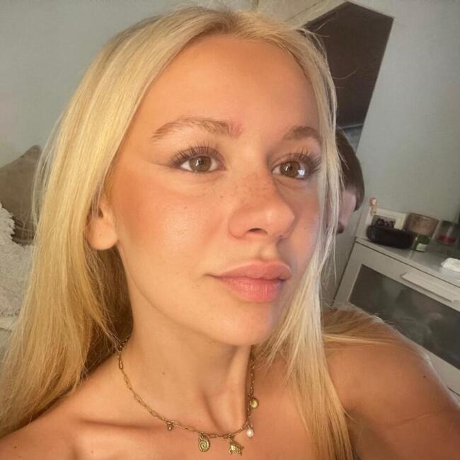 Babysitter em Coimbra: Carmen Maria