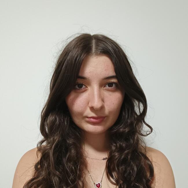Babysitter in Girona: Aidana