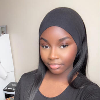 Babysitter in Le Bourget: Seta