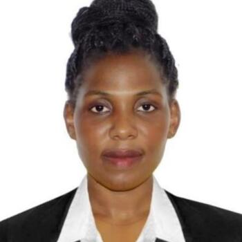 Nanny in Dubai: Sarah