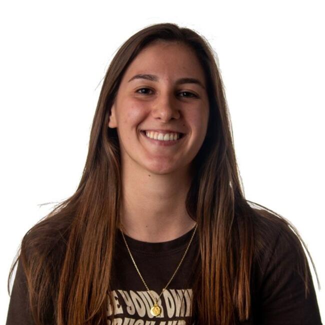 Babysitter in Noisy-le-Grand: Alicia