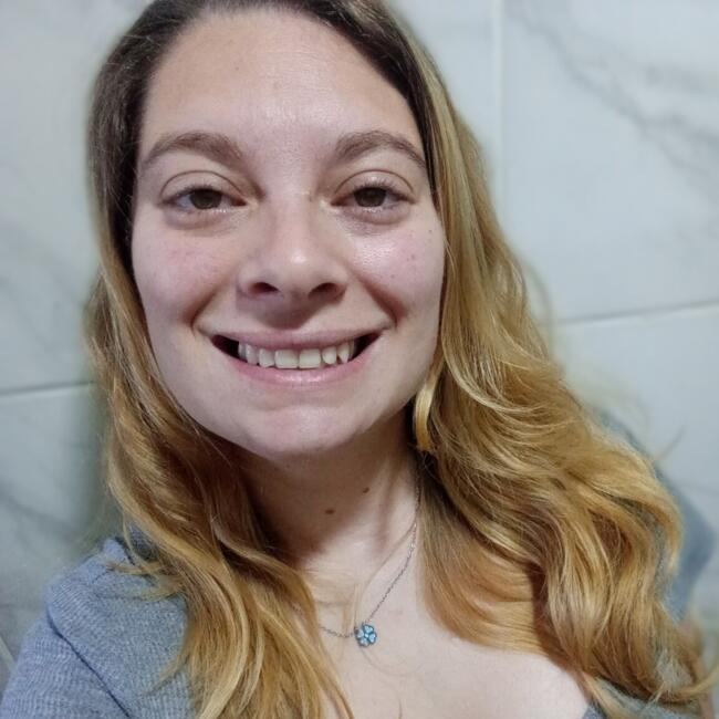Babysitter in Las Piedras: Alexandra