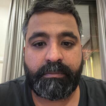 وظيفة جليسة أطفال في الدمام: فرص عمل كجليسة أطفال Mohammed