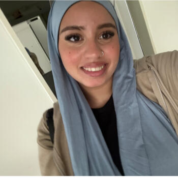 Nanny in Lamone: Dounia