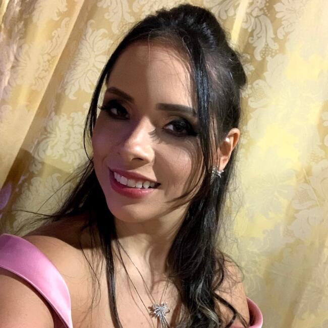 Emprego de babá em Abrantes: Clarissa